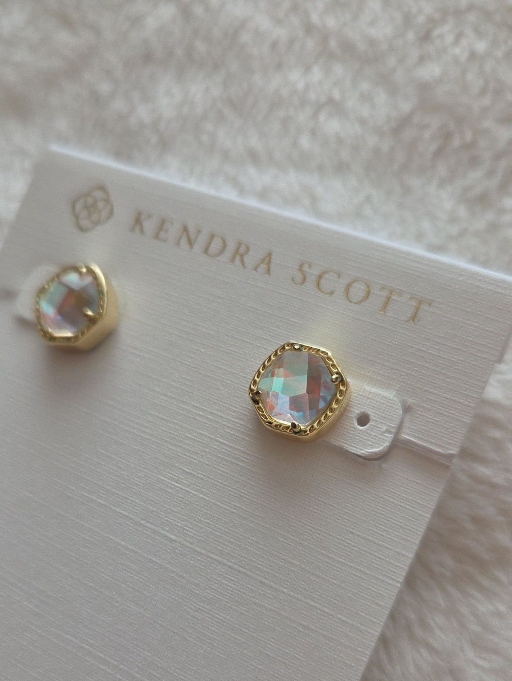 Kendra Scott Davis Gold Stud Earrings In Dichroic Glass - Picture 2 of 10